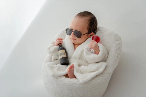 石狮呕吐是怀孕多久的症状